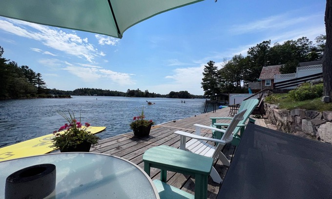 Ivy Lea House | Kings' Landing Cottage in the Thousand Islands