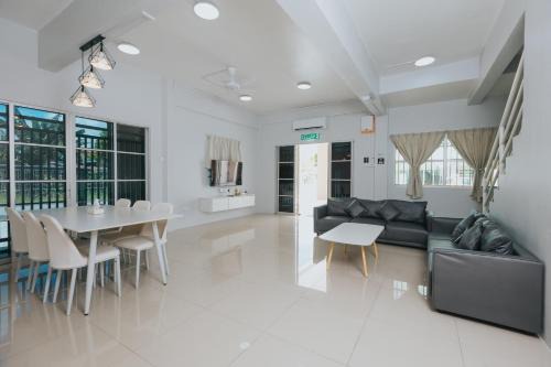 Ranau House | Kings Pine Residence homestay 14