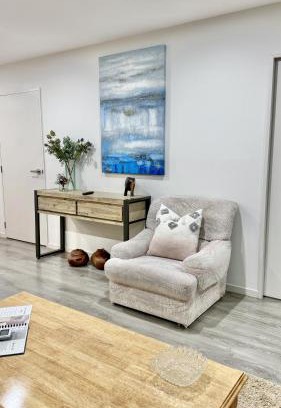 Panmure Apartment | Kings View