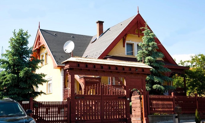 Mogyorod House | Kitti Panzió