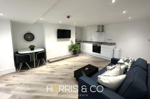 Fleetwood Apartment | Kittiwake