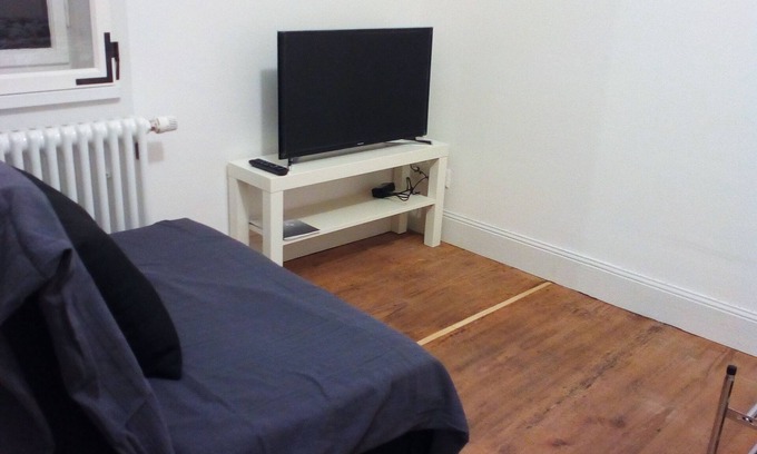 Deisslingen Apartment | kl. FeWo 2 single beds in 2 SchlafZi n. HFU u. MHS