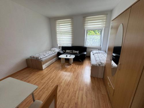 Oberdorla Apartment | Kleine gemütliche Wohnung Pfortnerstraße 23
