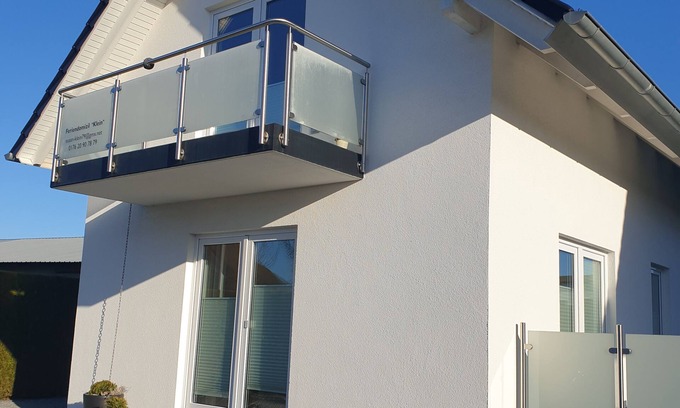 Zinnowitz House | Kleines Feriendomizil, Perfekter Lage, mit Terrasse, Mitten im Ort von Zinnowitz