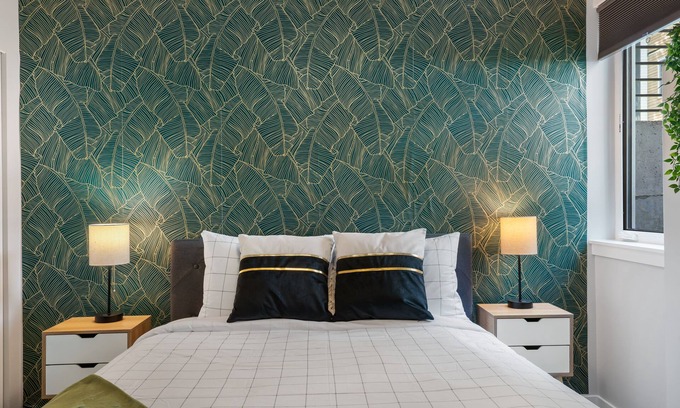 Atlantic House | Klimt-Inspired 1 Bedroom Suite with Work Station