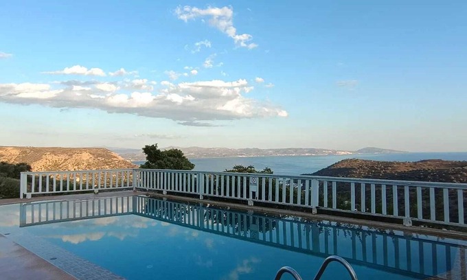 Agia Galini Apartment | Klio Apartment Stunning Retreat with Pool & Panoramic Views Near Agia Galini