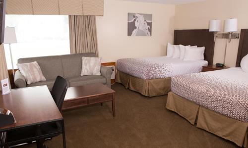 Bennington Hotel | Knotty Pine Motel
