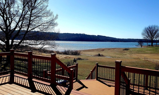 Beaver Shores House | Koester's Retreat- Lakefront; Very Gentle Slope to water; 4-bdm house; 3 Bath