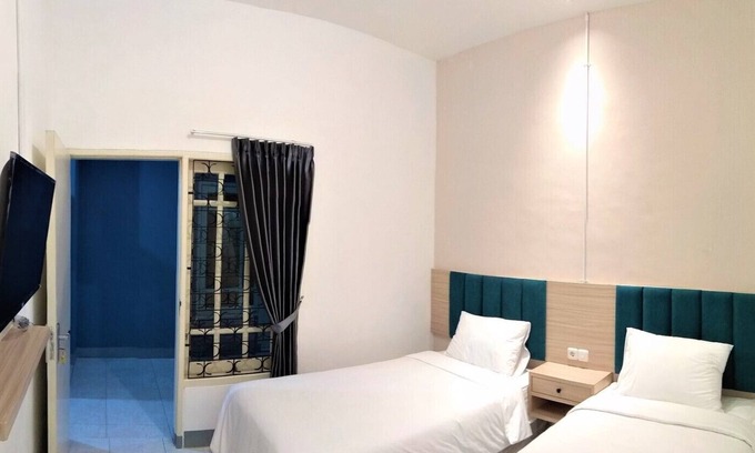 Surabaya House | Kokonut Guesthouse is a premium home stay with reasonable price