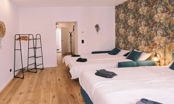 Favoriten Apartment | Kolibri + 3 Min to Metro U1 + Free Parking