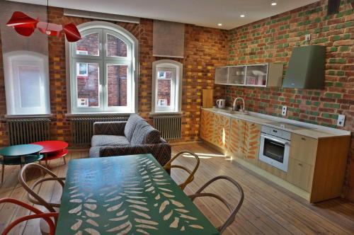Nikiszowiec Apartment | Kolorowy apartament A10 Katowice Nikiszowiec