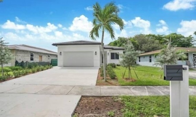 Fort Lauderdale House | Komffy Modern 3BR/2BA Home – Ft. Lauderdale