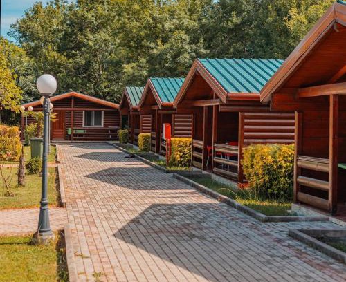 Sakës Ski Chalet | Kompleksi Turistik Leonardo
