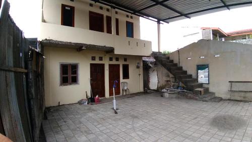 Condongcatur House | Kona backpaker syariah