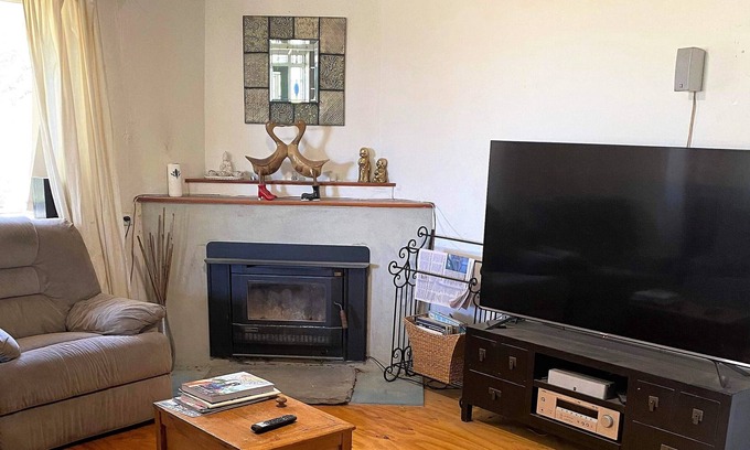 Kooroona Cottage | Kooroona Coastal Charm: Serene Hideaway, a Short Drive from Pristine Beach