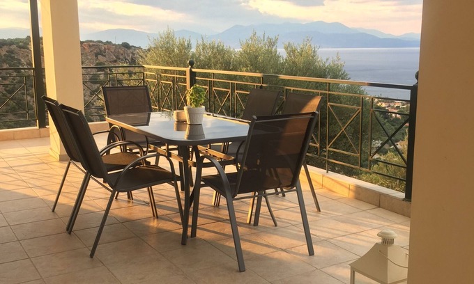 Egira Villa | KORINTHIAN VIEW VILLA
