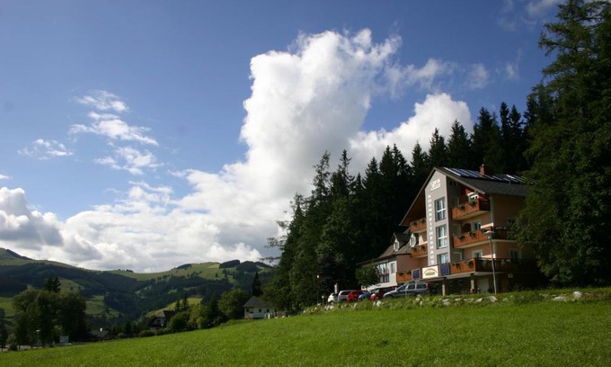 Anger House | Kornreitherhaus