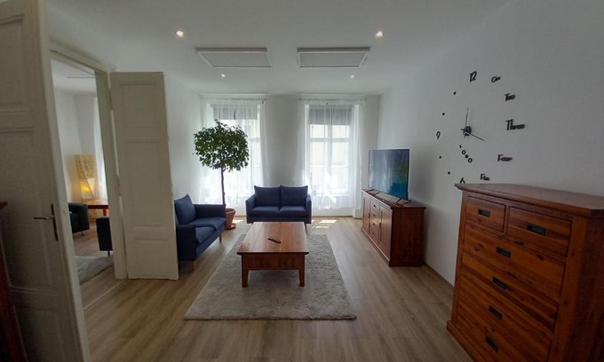 Papa Apartment | Korvin One Apartman