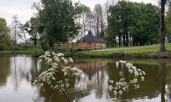 Corcoue-sur-Logne Cabin | KOTA FINNISH NATURE, FISHING, RELAXATION. BREAKFAST INCLUDED