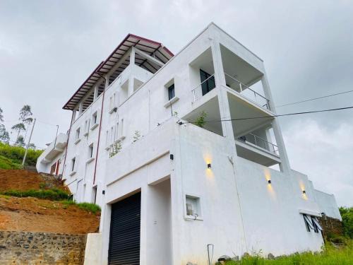 Lindula House | Kottagala White House