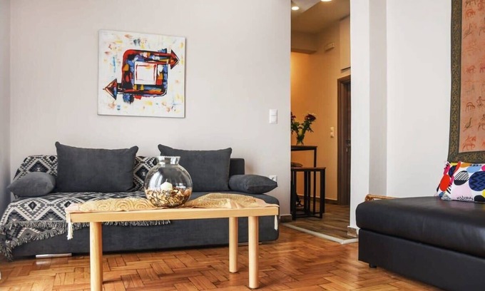 Athens Apartment | Koukaki Edge Penthouse Acropolis & Filopappou view