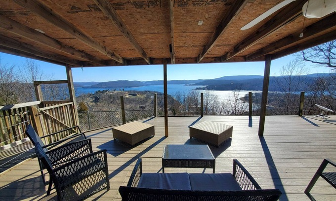 Garfield House | KOWALIGA-NEW RENTAL Huge Year-Round Lakeview-Close 2 Boat Launch & Dam Site Park