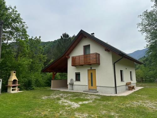 Gorenja Trebusa House | Krtajse