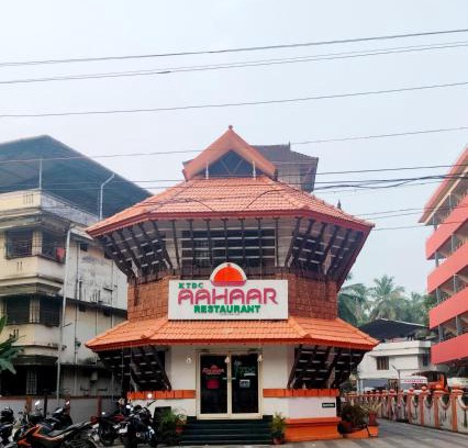 Kuppaayil Hotel | KTDC Tamarind Guruvayoor - Aahaar Guruvayoor