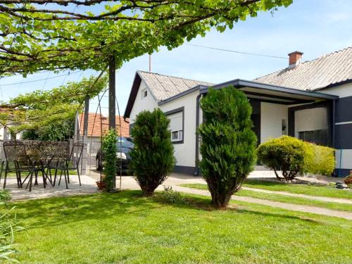 Pribislavec Apartment | Kuća za odmor BARBARELLA