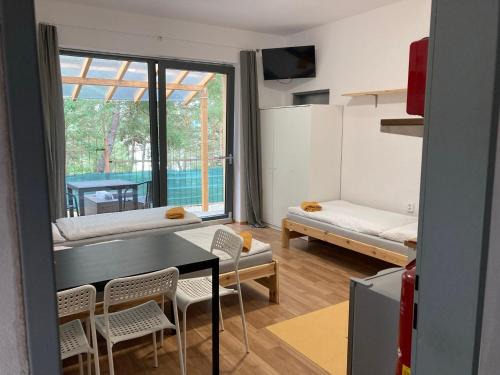 Racice House | KuK Račice - pokoj s malou terasou