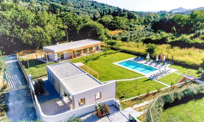 Termenades House | Kumquart Guesthouse, 20 people, private pool