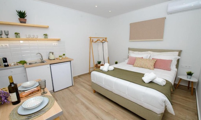Gouvia Apartment | Kumquat studio Gouvia