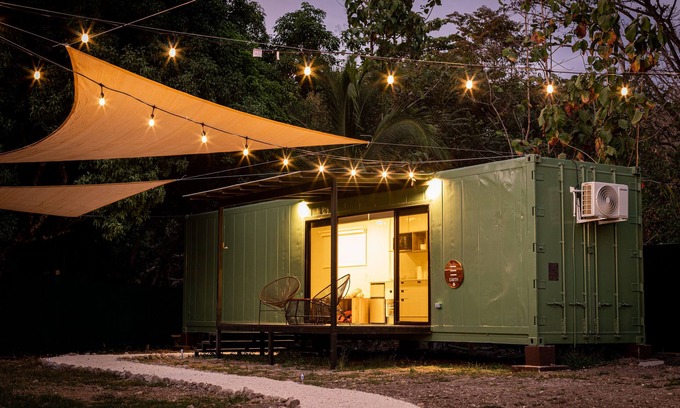 Mal Pais Cabin | Kuna Earth - Fabulous Container Lofts in Mal Pais!