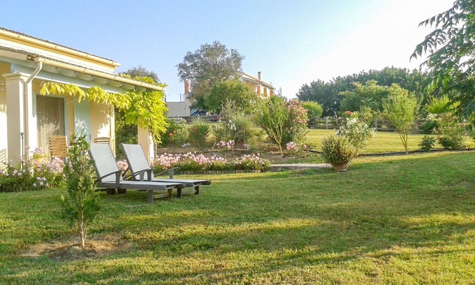 Petaleia Cottage | Kydoni Cottage at Aroggia Farm by JJ Hospitality-
