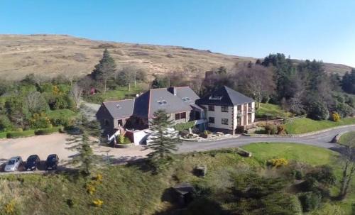 Kylemore Hotel | Kylemore Pass Hotel