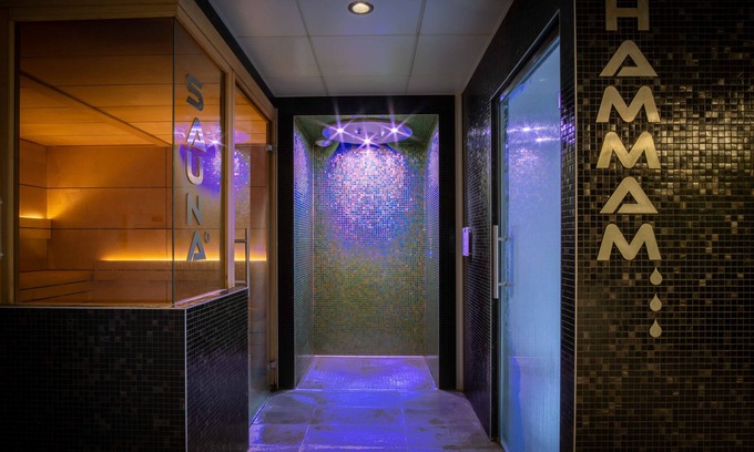 Porte Des Alpes - Mi Plaine - Manissieux Hotel | Kyriad Prestige Lyon Est - Saint Priest Eurexpo Hotel and Spa