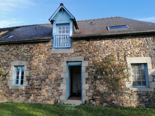Saint-Jean-sur-Mayenne House | L'échanson