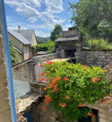 Saint-Saturnin-de-Lenne House | L’échappée belle, vue panoramique sur la campagne
