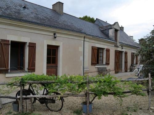 Noyant-la-Plaine House | L'école Buissonnière