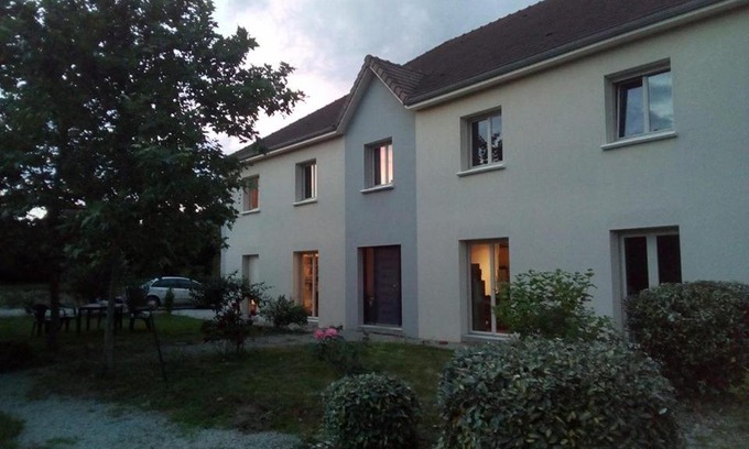 Saint-Marceau Bed & Breakfast | L'étape Marceline - Chambre D'hôtes
