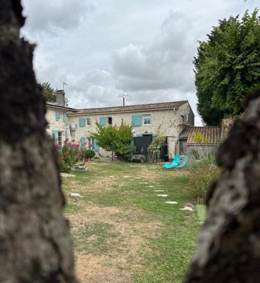 Saint-Crepin House | L Abricotier