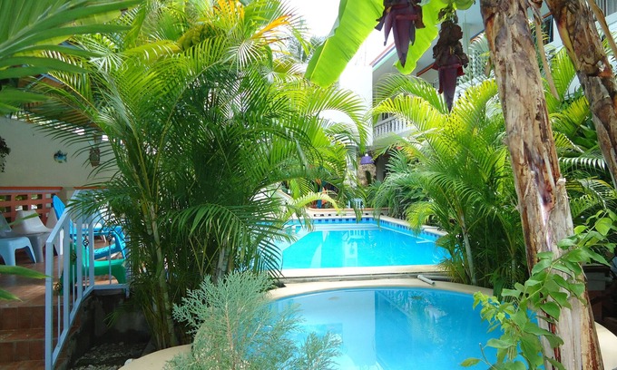 Cayes-Jacmel Hotel | L'Amitié Hôtel