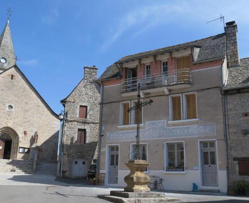 Senergues Bed & Breakfast | L'Ancien Poste