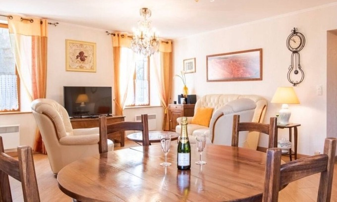 La Croix-en-Touraine House | L'Ancien relais de poste