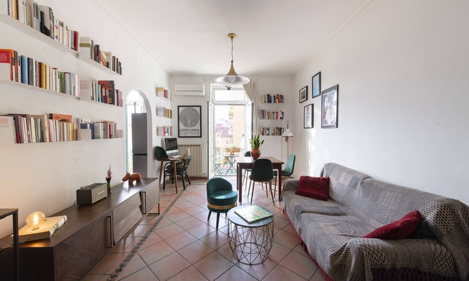Pigneto Apartment | L'Antro di Circe - One Bedroom Apartment, Sleeps 2
