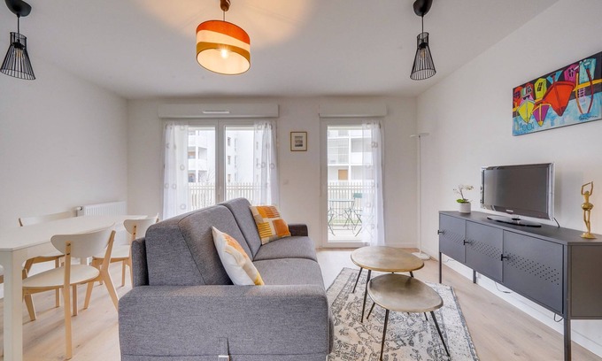 Merignac Apartment | L'Arboresens - Appt avec terrasse et parking