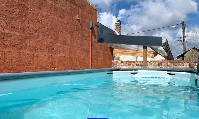 Arrest House | L'Arrestoise : swimming pool, terraces, land 1000m2