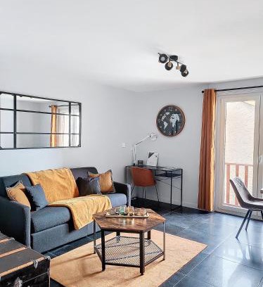 Oyonnax Apartment | L'atelier d'Anatole
