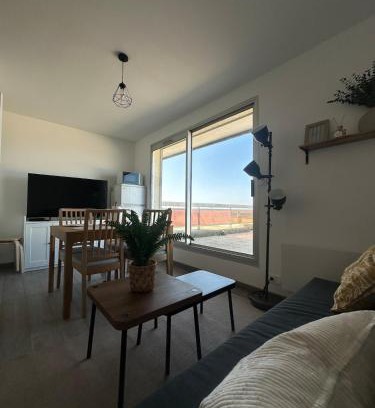 Courseulles-sur-Mer Apartment | L'echappee Marine - Vu Mer