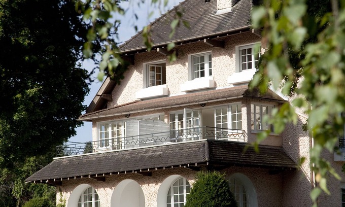 Forges-les-Bains Apartment | L ESCALE - ORGE - Bed and Breakfast L'ESCALE -THERMES DE BAINS LES BAINS